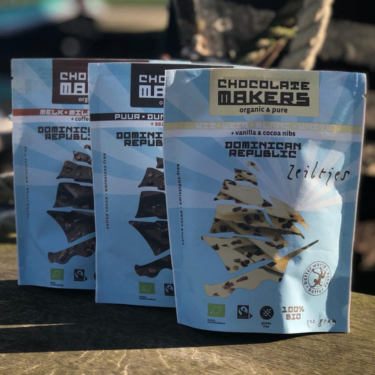 Tres Hombres Chocolate „Schokosegel“ weiße Schokolade mit Vanille und gerösteten Kakaonibs